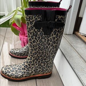 Black and Gray Rain Boots with Giraffe Print